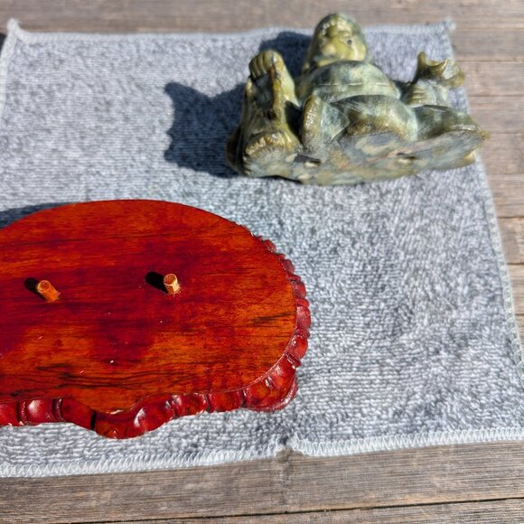 Antique Old Estate 5”x6" Soapstone Seated Laughing Buddha with Wooden Base - Picture 5 of 5
